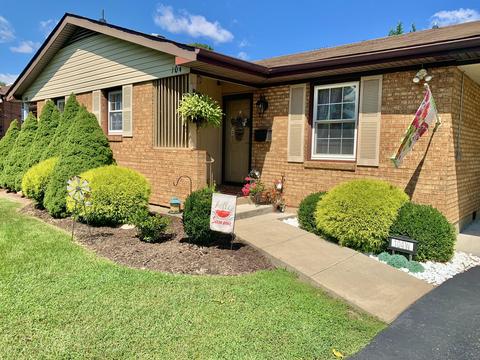 104 W Riverview Dr, Covington, VA 24426 photo 3