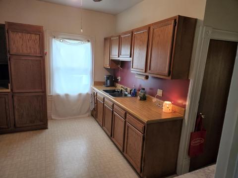 28 E 2nd St, Salem, VA 24153 photo 9