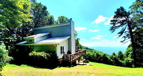 279 Dogwood Trl, Hillsville, VA 24343