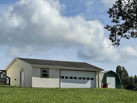 4962 Daniels Run Rd NE, Pilot, VA 24138 photo 3