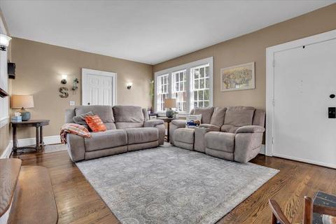 1909 Main St SW, Roanoke, VA 24015 photo 6