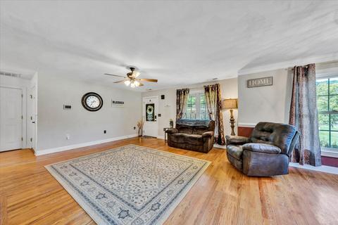 2114 Pico Rd, Buchanan, VA 24066 photo 8