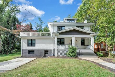 2104 Wayne St NE, Roanoke, VA 24012 photo 1