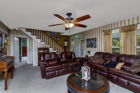693 Davis Rd, Roanoke, VA 24012 photo 9