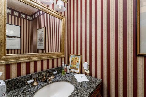693 Davis Rd, Roanoke, VA 24012 photo 11