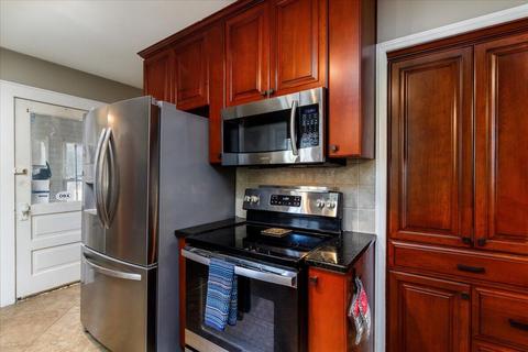 693 Davis Rd, Roanoke, VA 24012 photo 15