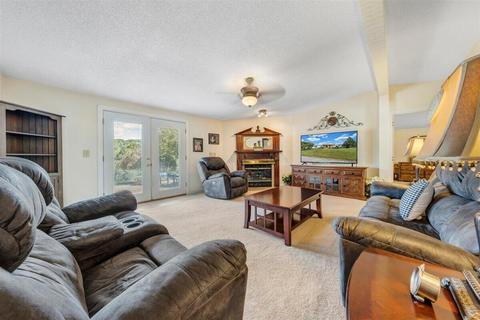 153 Stage Rd, Buchanan, VA 24066 photo 6