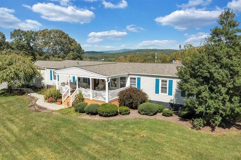 153 Stage Rd, Buchanan, VA 24066 photo 2