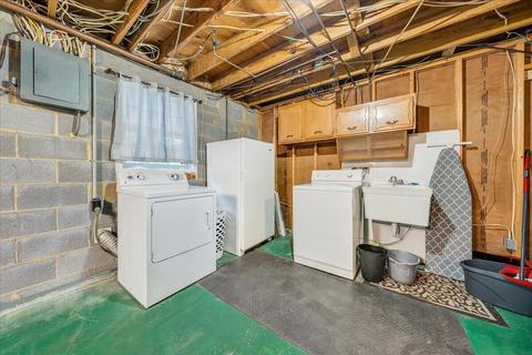 456 Ingal Blvd, Salem, VA 24153 photo 21