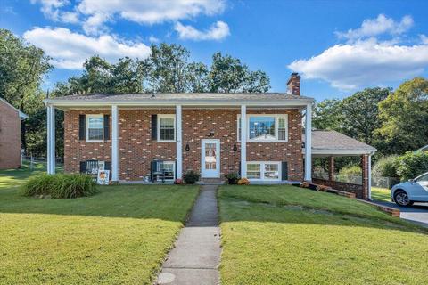 456 Ingal Blvd, Salem, VA 24153 photo 1
