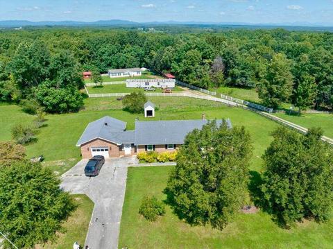 2439 Webster Rd, Glade Hill, VA 24092 photo 4