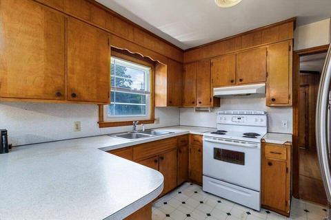 2439 Webster Rd, Glade Hill, VA 24092 photo 9