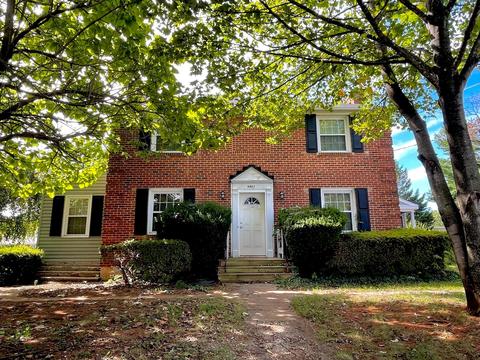 4802 Delray St NW, Roanoke, VA 24012 photo 1