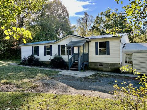 856 Armstrong Rd, Penhook, VA 24137 photo 2