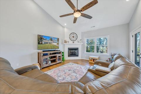288 Bermuda Dr, Hardy, VA 24101 photo 12
