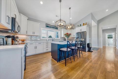 288 Bermuda Dr, Hardy, VA 24101 photo 4