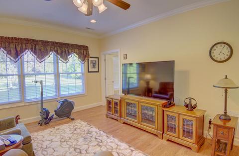 360 Firstwatch Dr, Moneta, VA 24121 photo 22