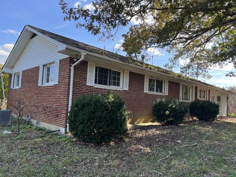 18547 Botetourt Rd, Eagle Rock, VA 24085 photo 2