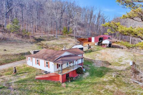 2265 Pico Rd, Buchanan, VA 24066 photo 2