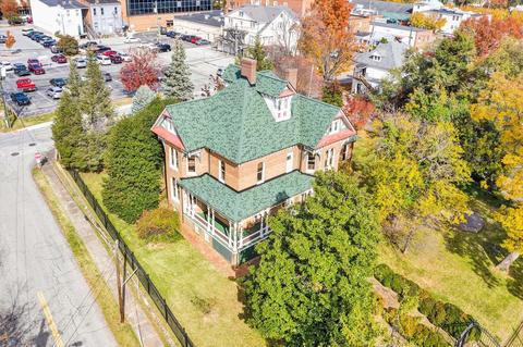 206 E Calhoun St, Salem, VA 24153 photo 4
