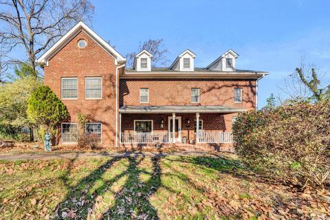 7251 Old Mill Rd, Roanoke, VA 24018