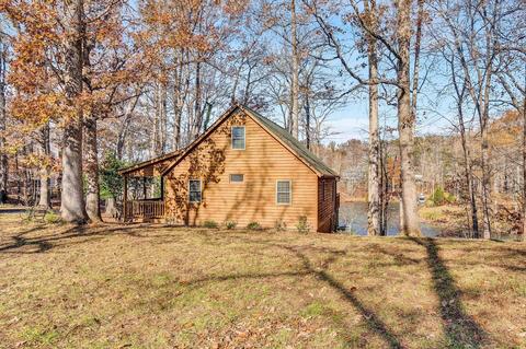 819 High Point Rd, Moneta, VA 24121 photo 13