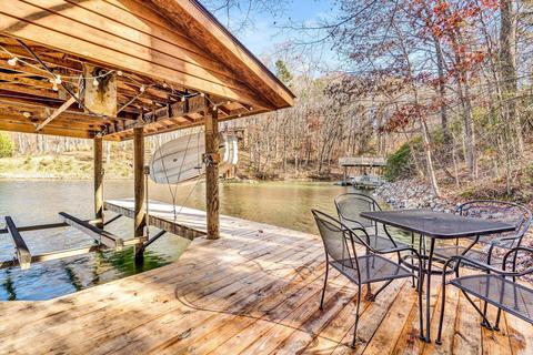 819 High Point Rd, Moneta, VA 24121 photo 8