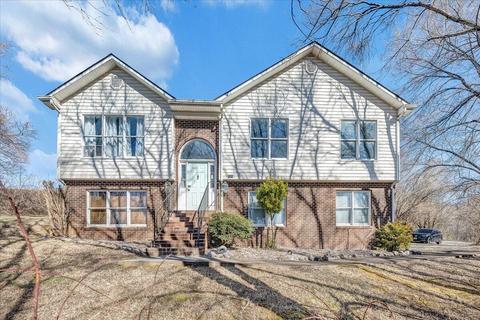 4111 Carson Rd, Roanoke, VA 24012