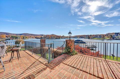 59 Bay View Cir, Penhook, VA 24137 photo 37