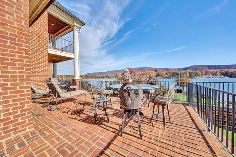 59 Bay View Cir, Penhook, VA 24137 photo 38