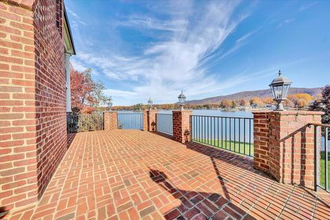 59 Bay View Cir, Penhook, VA 24137 photo 40
