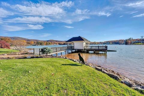 59 Bay View Cir, Penhook, VA 24137 photo 110