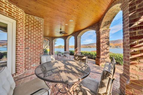 59 Bay View Cir, Penhook, VA 24137 photo 96