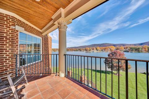 59 Bay View Cir, Penhook, VA 24137 photo 62