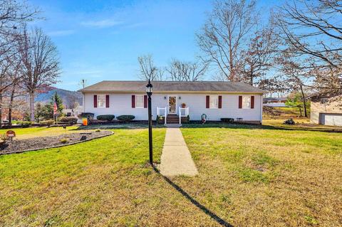 1103 Comanche Trl, Covington, VA 24426 photo 1