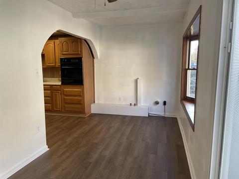 224 E Parrish St, Covington, VA 24426 photo 9