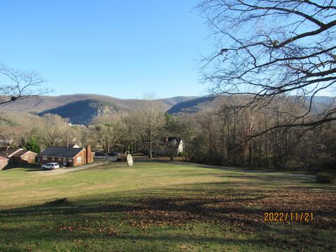 590 4th St, Buchanan, VA 24066 photo 3