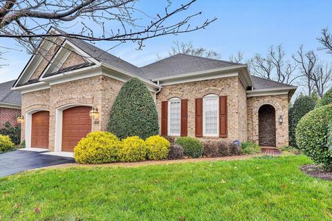 3325 Somercroft Ct SW, Roanoke, VA 24014