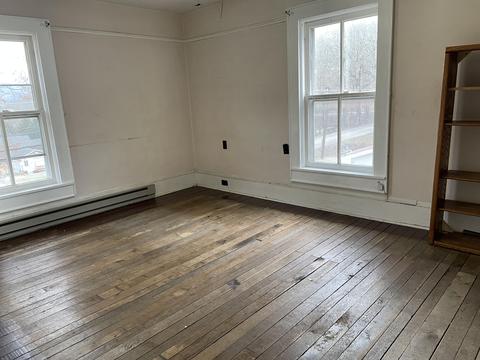 1302 E Dolly Ann Dr, Covington, VA 24426 photo 18