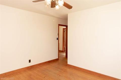 292 Ivanhoe Rd, Max Meadows, VA 24360 photo 13