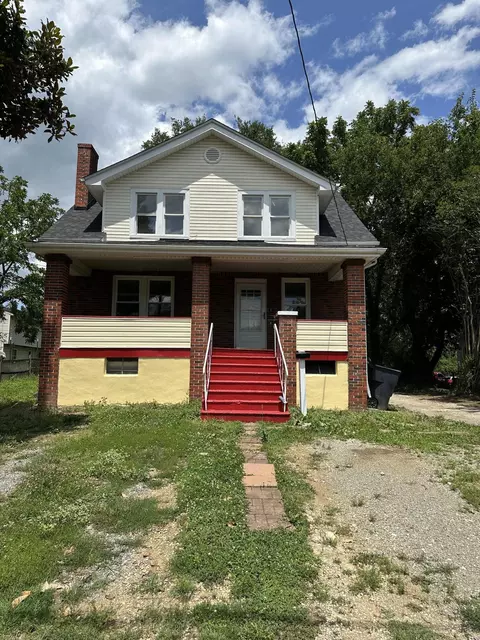 837 Queen Ave NW, Roanoke, VA 24012