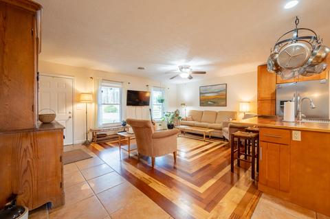208 Pine St SE, Floyd, VA 24091 photo 16
