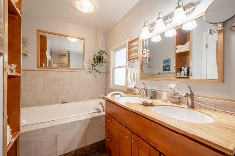 208 Pine St SE, Floyd, VA 24091 photo 57