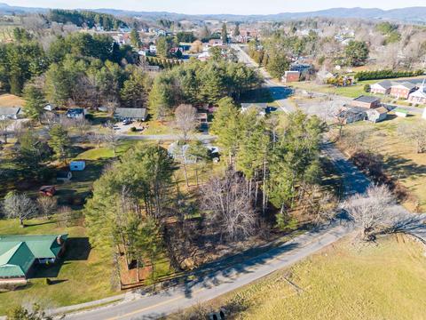 208 Pine St SE, Floyd, VA 24091 photo 89