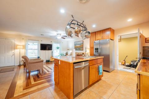 208 Pine St SE, Floyd, VA 24091 photo 22