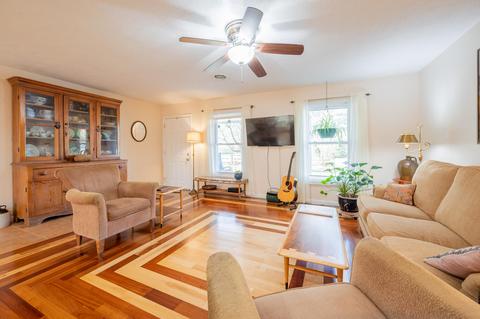 208 Pine St SE, Floyd, VA 24091 photo 24