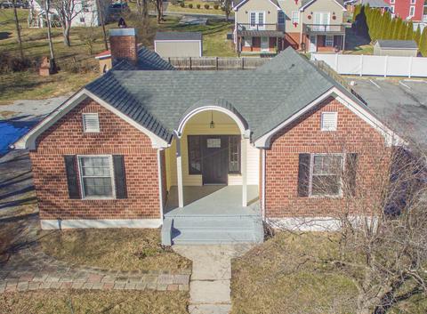 350 W North St, Wytheville, VA 24382