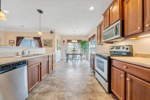1605 Edgebrook Rd, Salem, VA 24153 photo 17