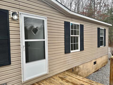 3712 Sunflower Rd, Pilot, VA 24138 photo 2