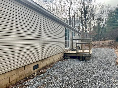 3712 Sunflower Rd, Pilot, VA 24138 photo 6